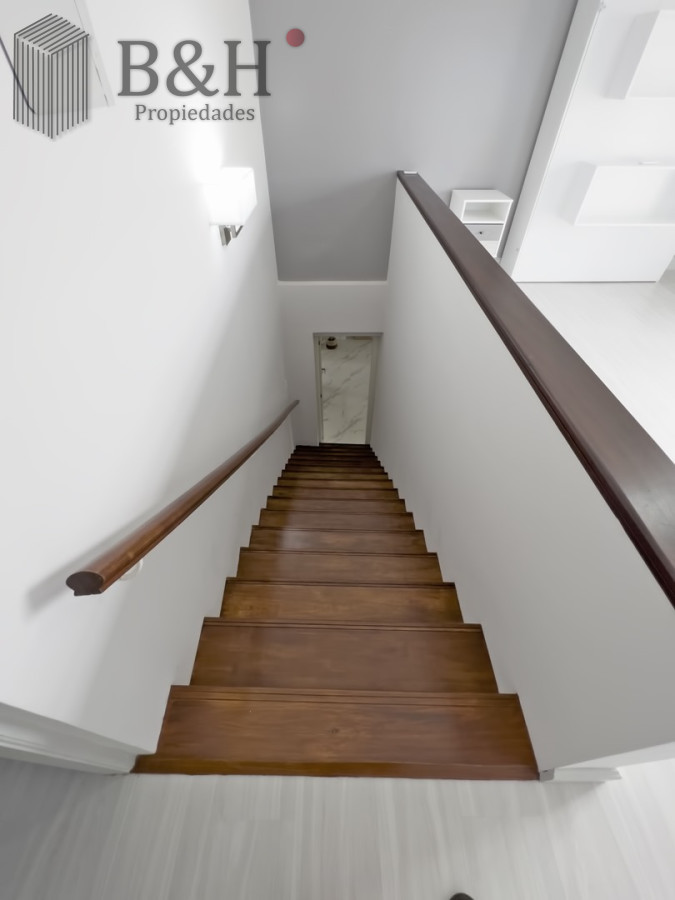 Casa ID.1758 - Excelente propiedad ubicada a pasos del mar. 