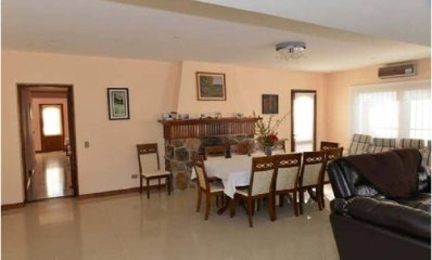 Hermosa casa con excelente ubicacion