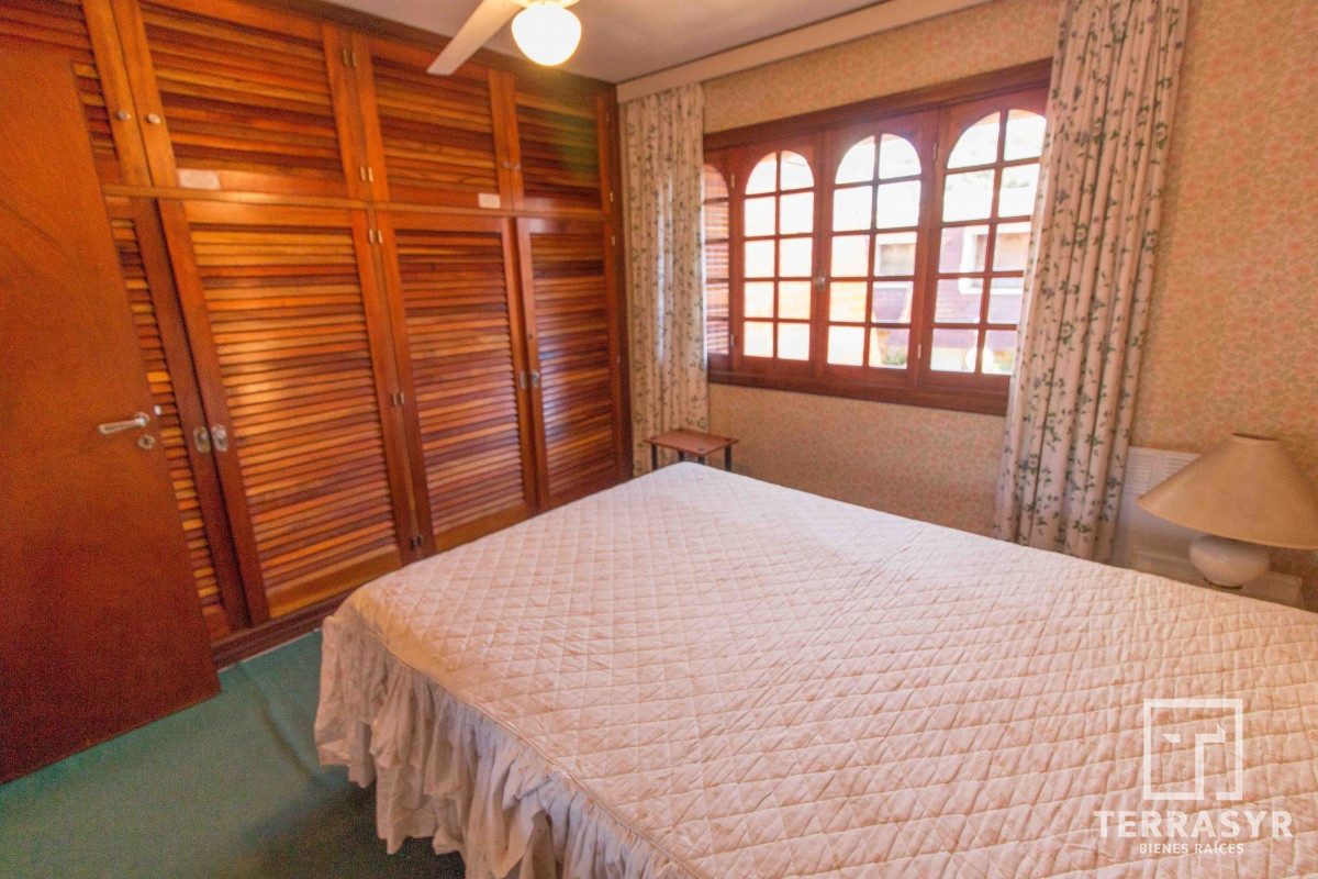 Apartamento ID.151 - Apartamento en venta en Mansa Punta del Este, 2 dormitorios, 2 baños