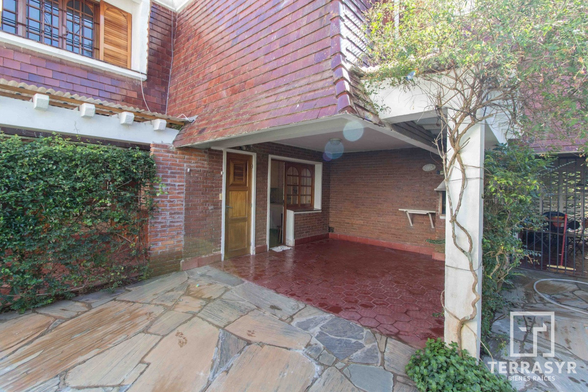 Apartamento ID.151 - Apartamento en venta en Mansa Punta del Este, 2 dormitorios, 2 baños