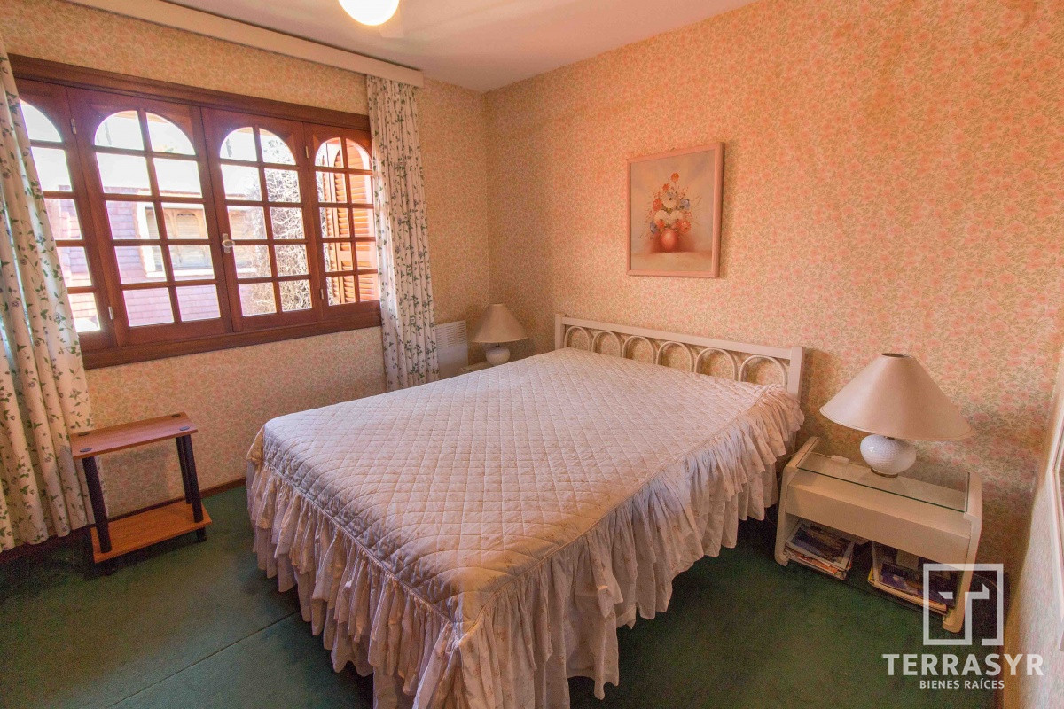 Apartamento ID.151 - Apartamento en venta en Mansa Punta del Este, 2 dormitorios, 2 baños