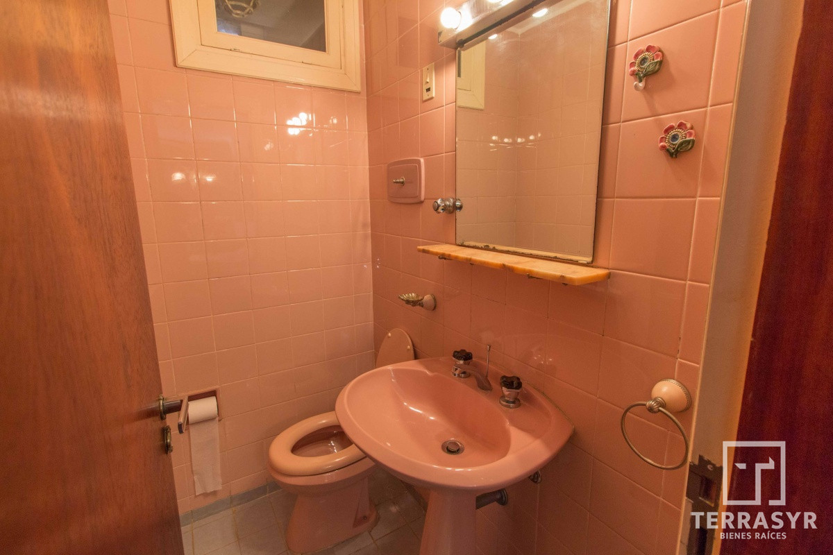 Apartamento ID.151 - Apartamento en venta en Mansa Punta del Este, 2 dormitorios, 2 baños
