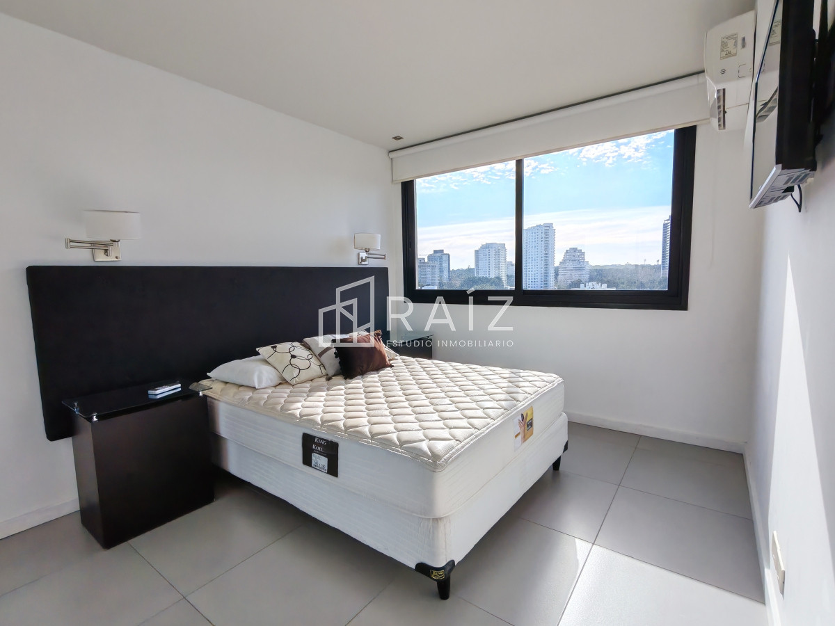 Apartamento ID.11808 - Apartamento en alquiler de 2 dormitorios con vista al mar