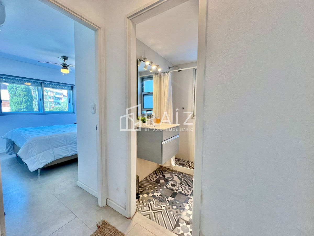 Apartamento ID.10417 - Alquiler invernal de 2 dormitorios reciclado en Peninsula 