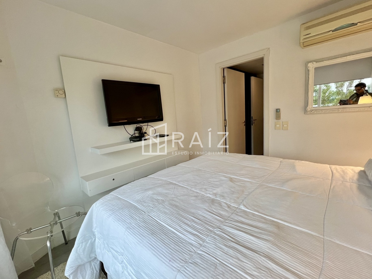 Apartamento ID.8871 - Alquiler invernal en parada 9 de Av Roosevelt 