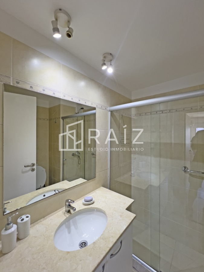 Apartamento ID.11933 - Piso alto con vista al mar en torre con amenities