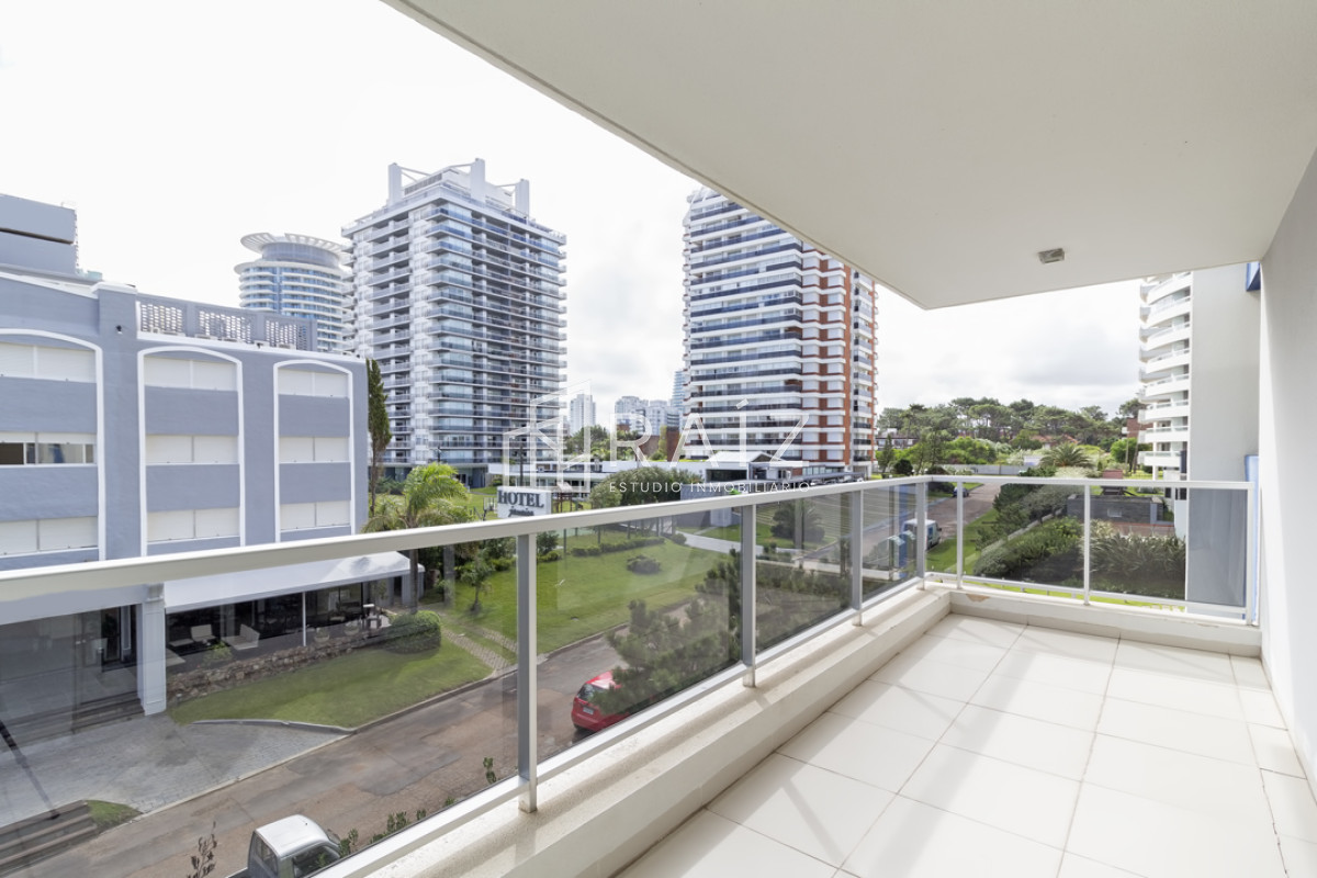 Apartamento ID.10068 - Apartamento en venta y alquiler en Brava Punta del Este, 1 dormitorios, 1 baños