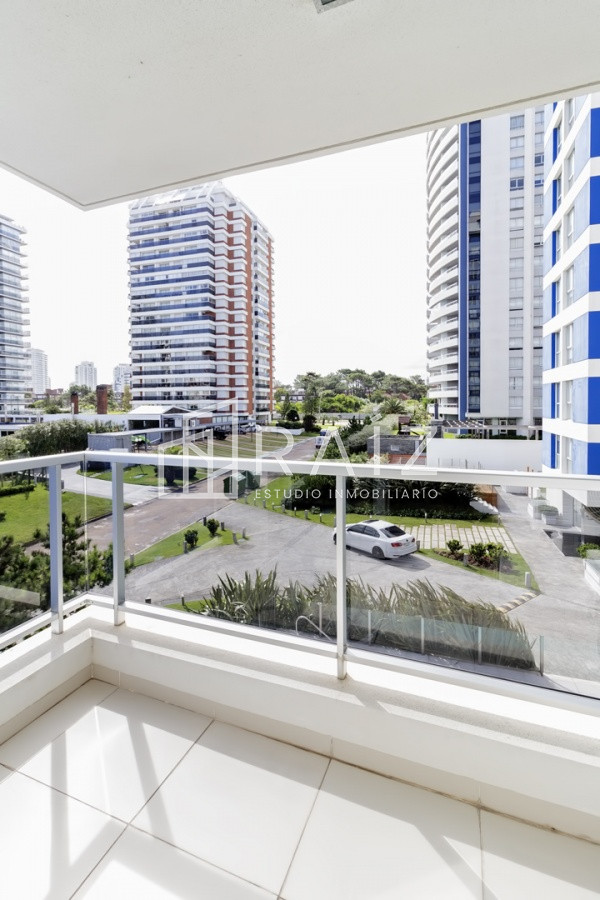 Apartamento ID.10068 - Apartamento en venta y alquiler en Brava Punta del Este, 1 dormitorios, 1 baños