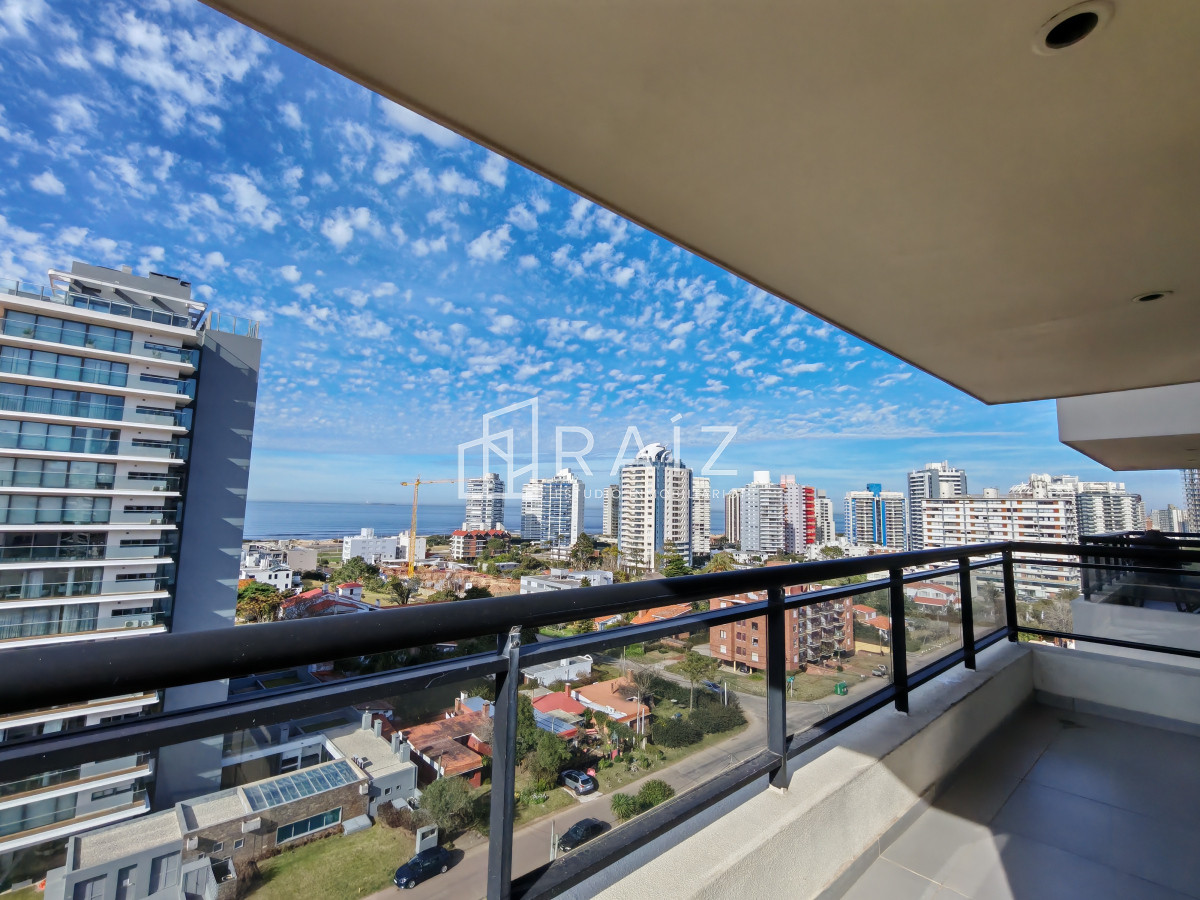 Apartamento ID.11808 - Apartamento en alquiler de 2 dormitorios con vista al mar