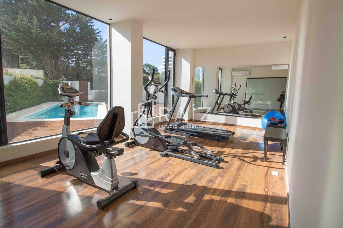 Apartamento ID.11808 - Apartamento en alquiler de 2 dormitorios con vista al mar