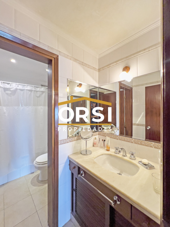 Apartamento ID.251 - VENTA Departamento 4 dormitorios frente a Puerto