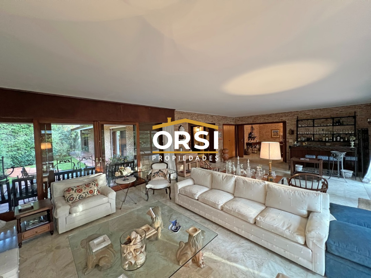 Casa ID.191 - Residencia en venta ubicada en la mansa - Punta del Este