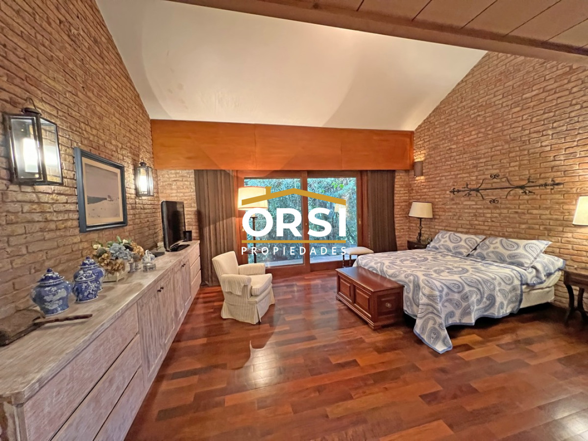 Casa ID.191 - Residencia en venta ubicada en la mansa - Punta del Este