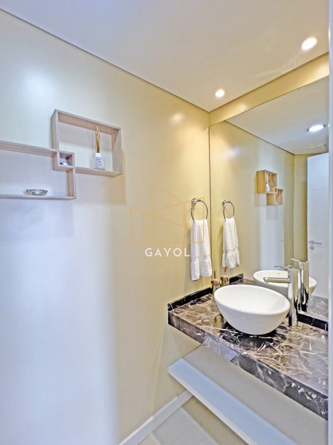 Apartamento ID.328 - Apartamento en venta y alquiler en Mansa Punta del Este, 2 dormitorios, 3 baños