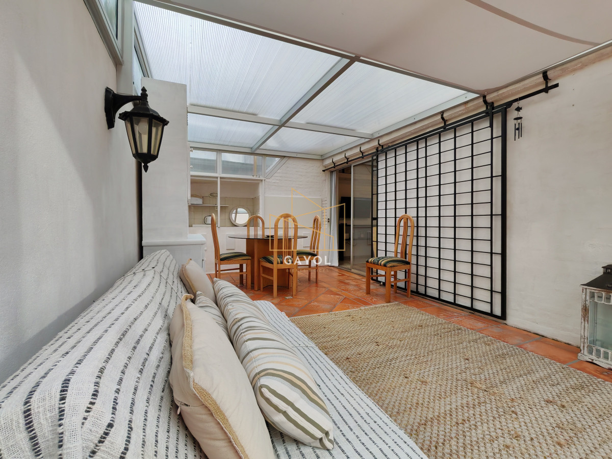 Apartamento ID.680 - Alquiler anual de 1 dormitorio con garaje