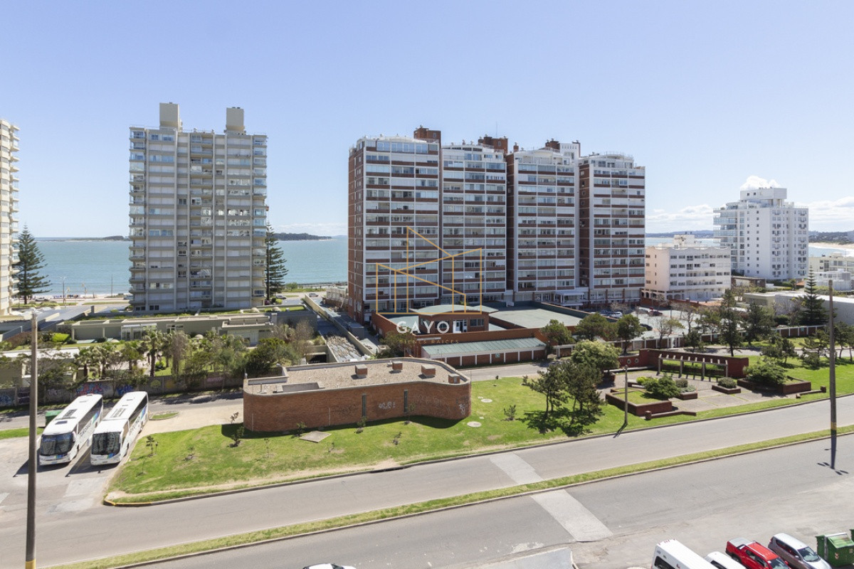 Apartamento ID.749 -  Torre Imperiale con vista al mar 