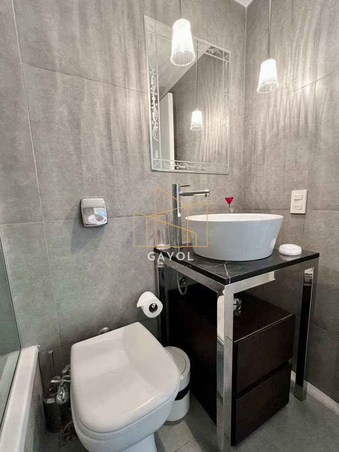 Apartamento ID.1184 - Alquiler Apartamento 1 Dormitorio y Medio Av. Roosevelt Punta del Este 