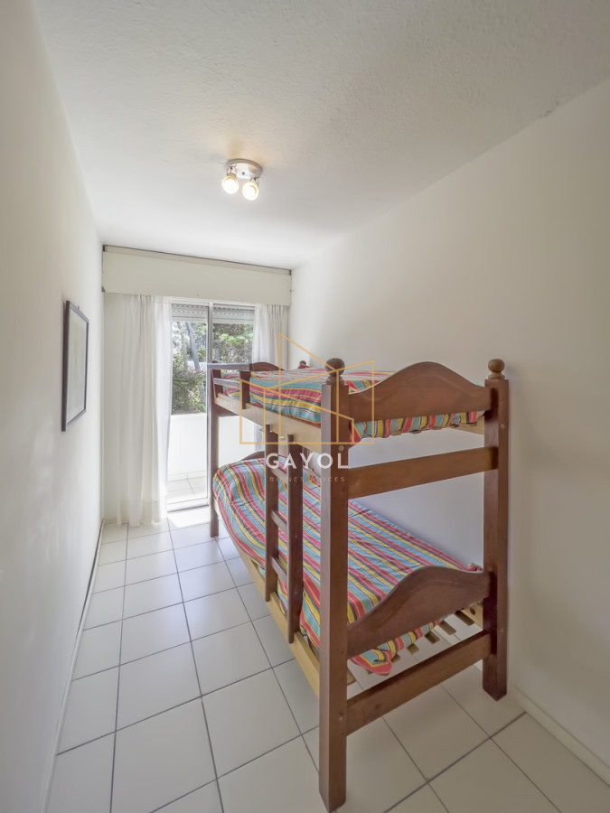 Apartamento ID.623 - Apartamento en venta en Mansa Punta del Este, 3 dormitorios, 2 baños