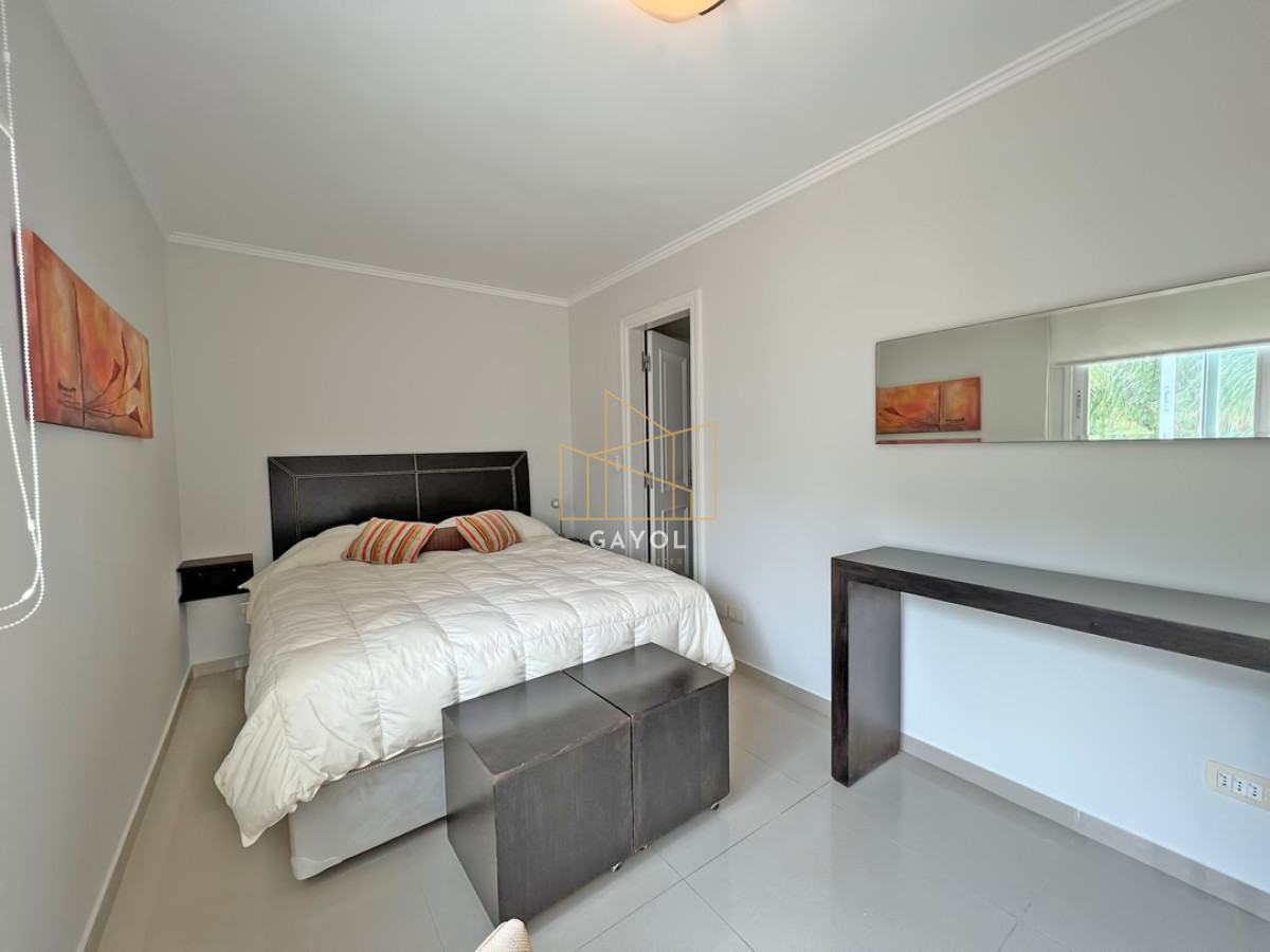 Apartamento ID.227 - Apartamento en venta y alquiler en Brava Punta del Este, 3 dormitorios, 2 baños