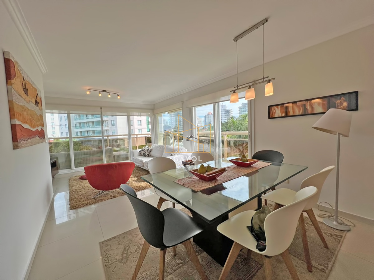 Apartamento ID.227 - Apartamento en venta y alquiler en Brava Punta del Este, 3 dormitorios, 2 baños