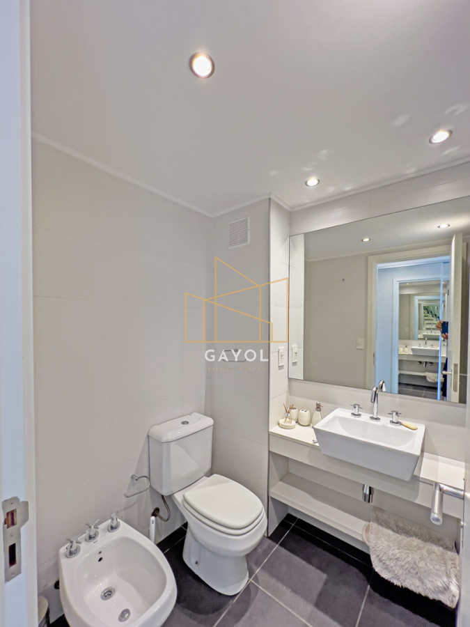 Apartamento ID.71 - Piso alto con terraza y linda vista. 3 dorm.- Amenities