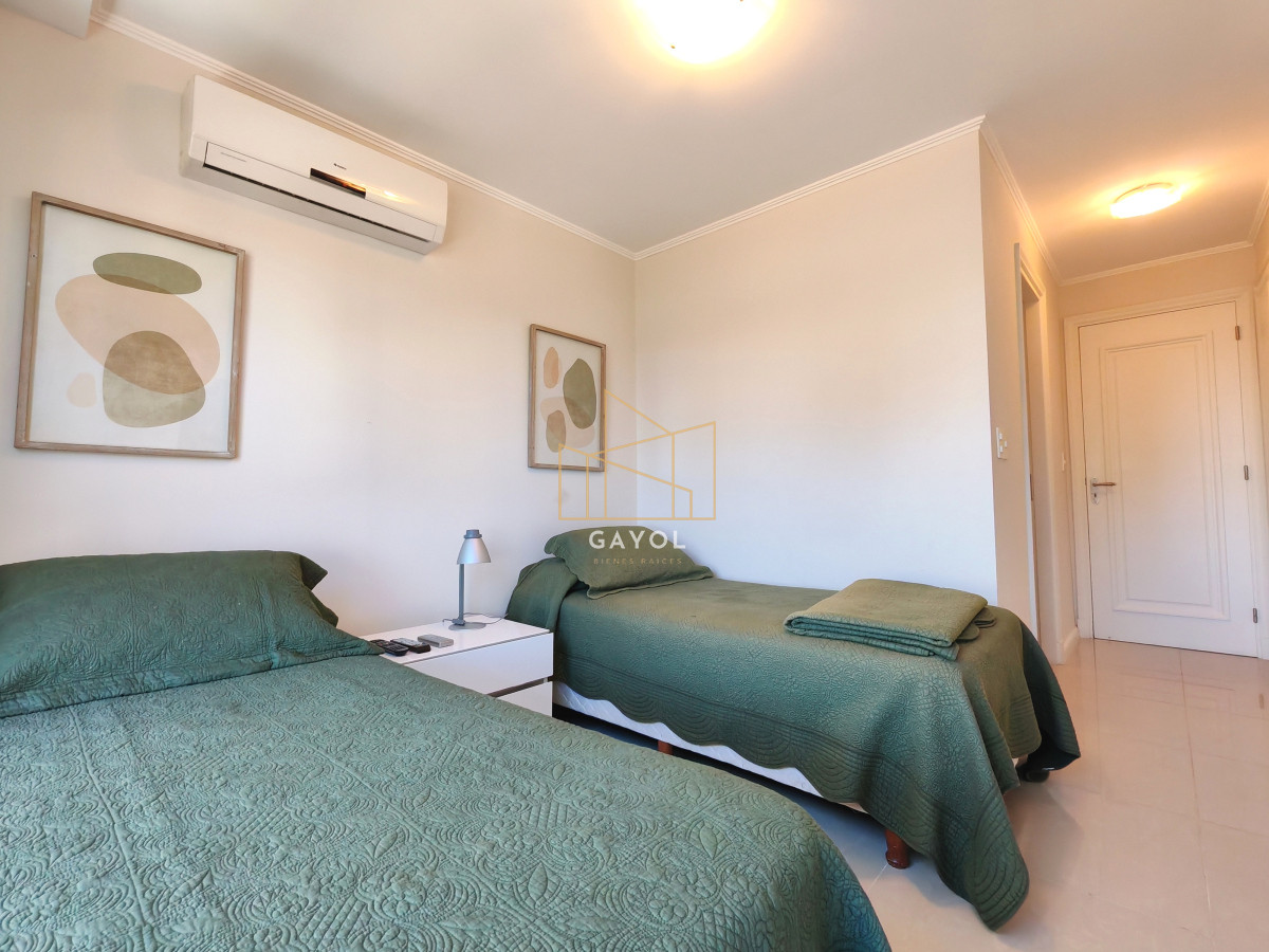 Apartamento ID.749 -  Torre Imperiale con vista al mar 