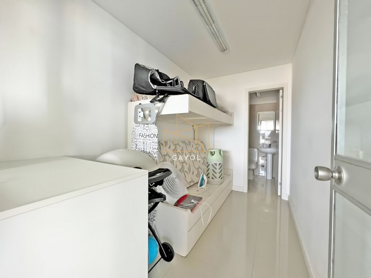 Apartamento ID.1286 - Frente al mar, reciclado en torre de gran categoría en venta 
