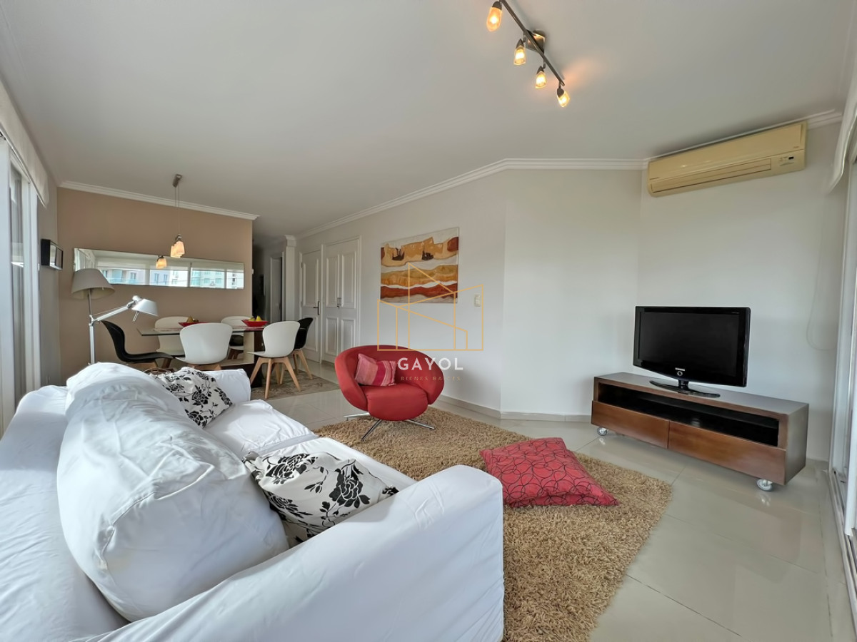 Apartamento ID.227 - Apartamento en venta y alquiler en Brava Punta del Este, 3 dormitorios, 2 baños