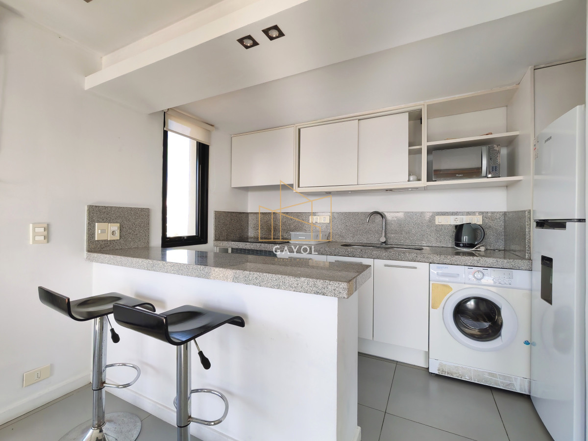 Apartamento ID.885 - Alquiler temporada 2026 con 2 dormitorios con vista al mar