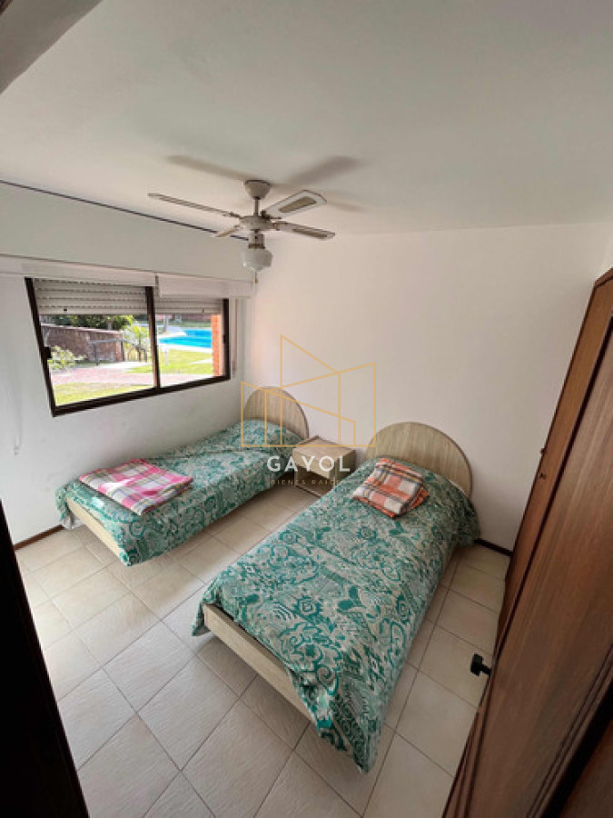 Apartamento ID.624 - Venta departamento en playa mansa, 3 dormitorios, parrillero propio