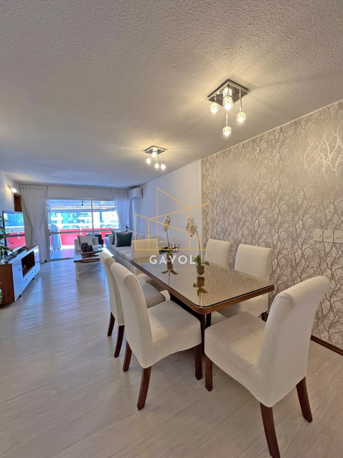 Apartamento ID.330 - Apartamento en venta en Brava Punta del Este, 2 dormitorios, 3 baños