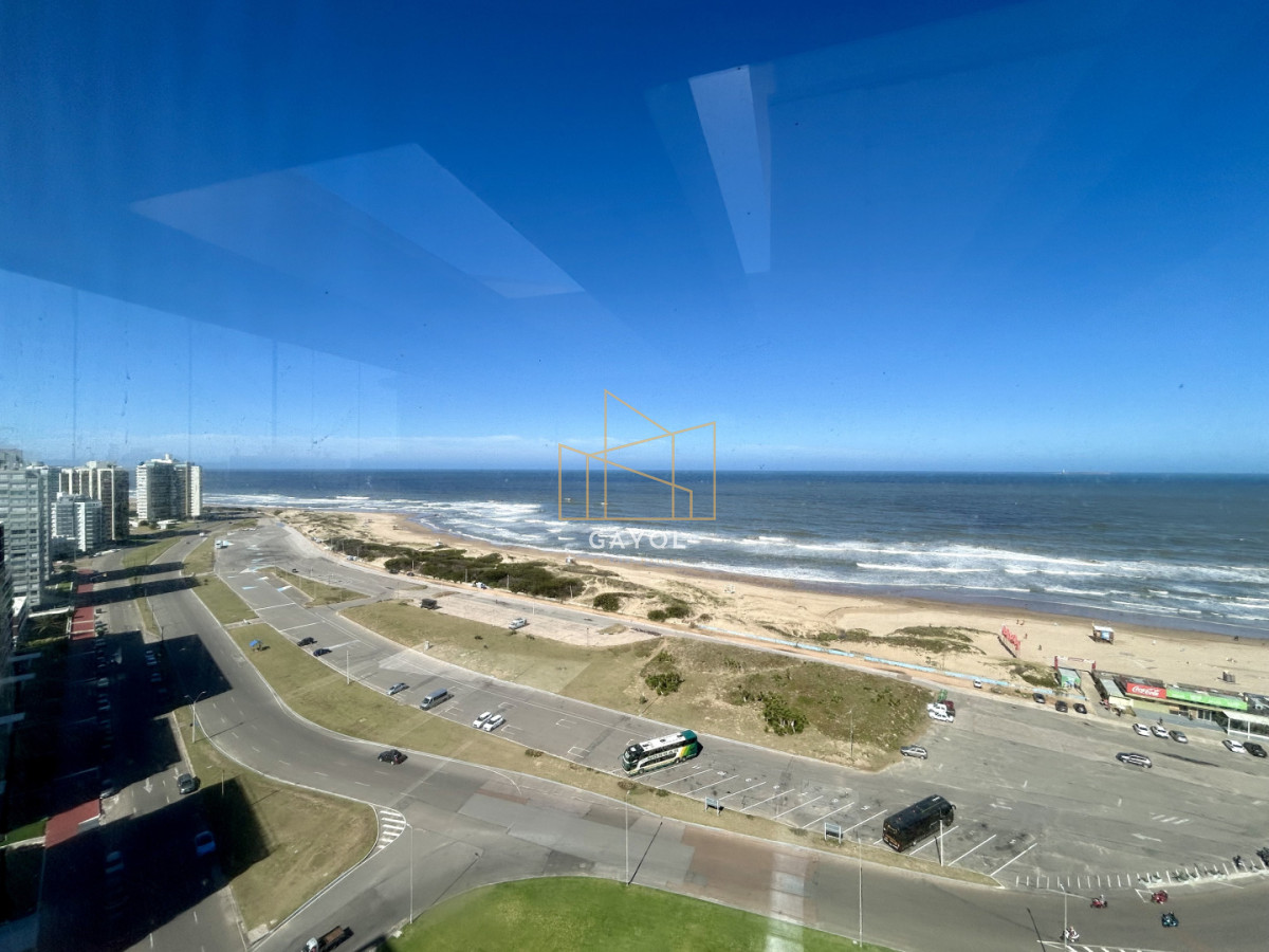 Apartamento ID.1218 - PENTHOUSE en venta frente al mar 