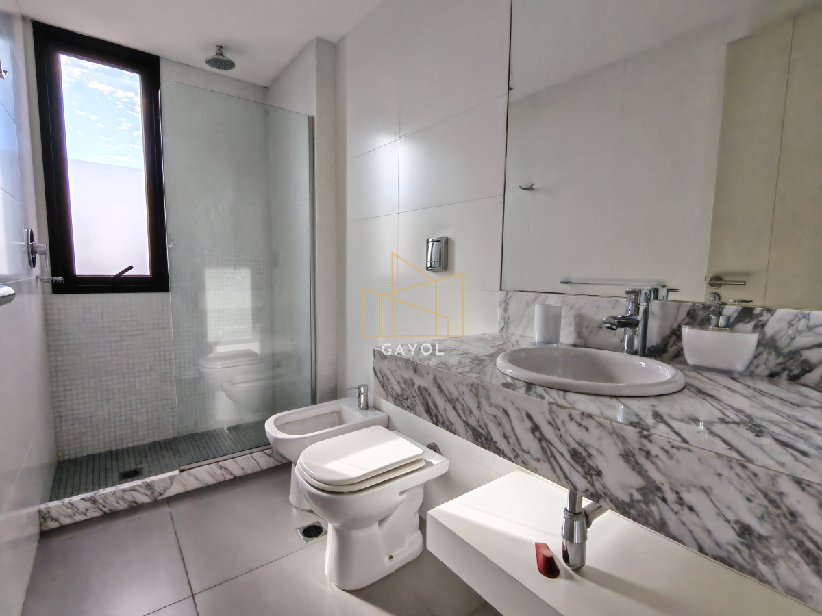 Apartamento ID.885 - Alquiler temporada 2026 con 2 dormitorios con vista al mar