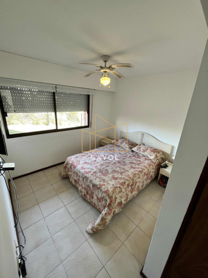 Apartamento ID.624 - Venta departamento en playa mansa, 3 dormitorios, parrillero propio