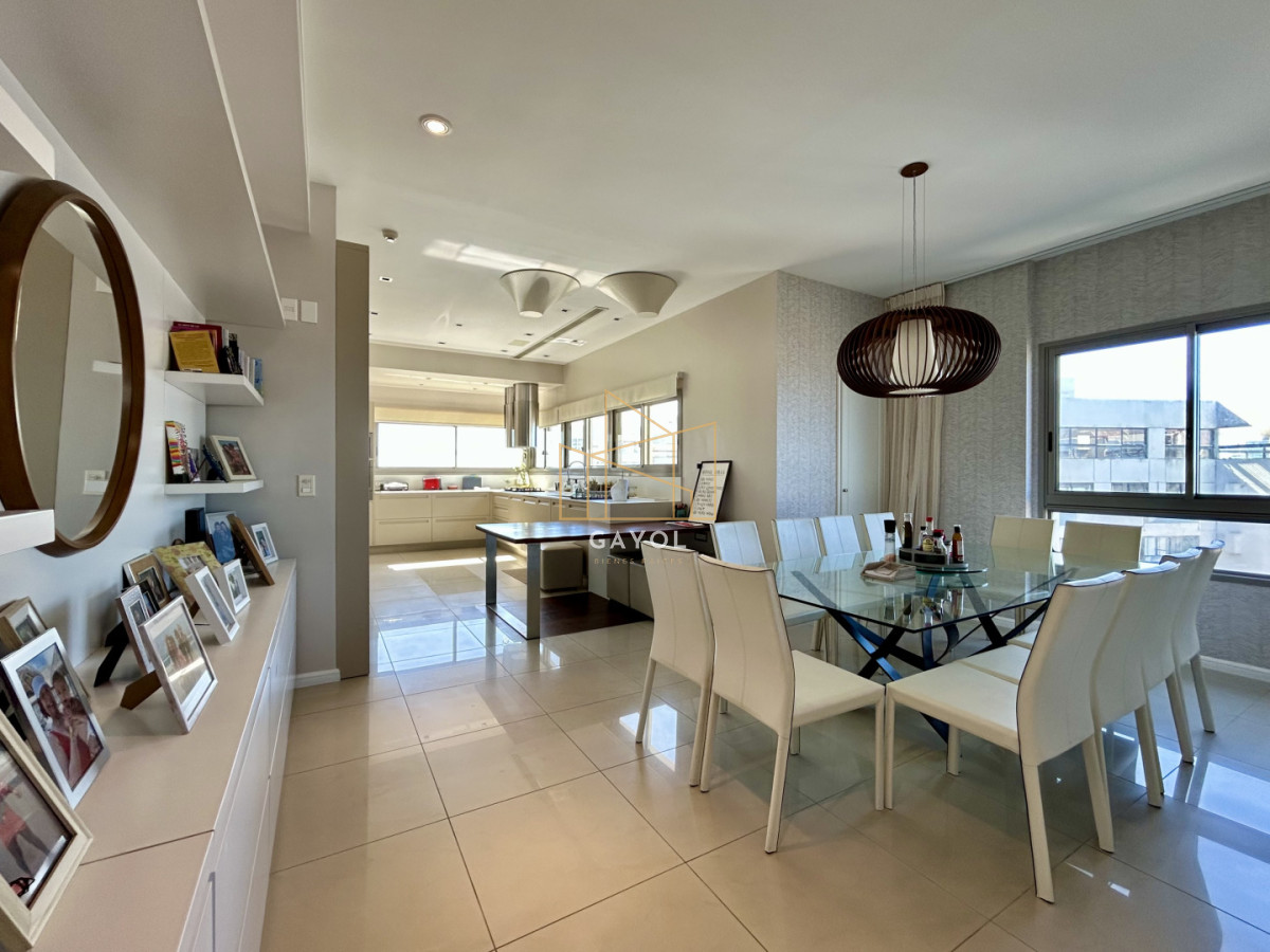 Apartamento ID.1218 - PENTHOUSE en venta frente al mar 