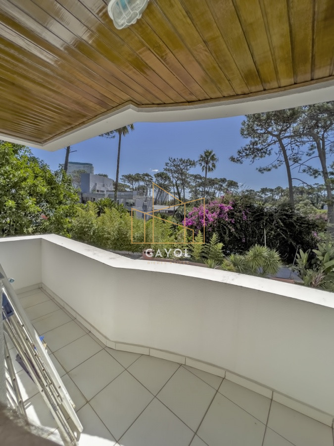 Apartamento ID.623 - Apartamento en venta en Mansa Punta del Este, 3 dormitorios, 2 baños