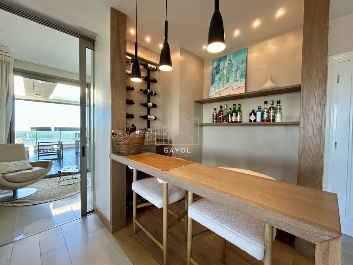 Apartamento ID.1218 - PENTHOUSE en venta frente al mar 