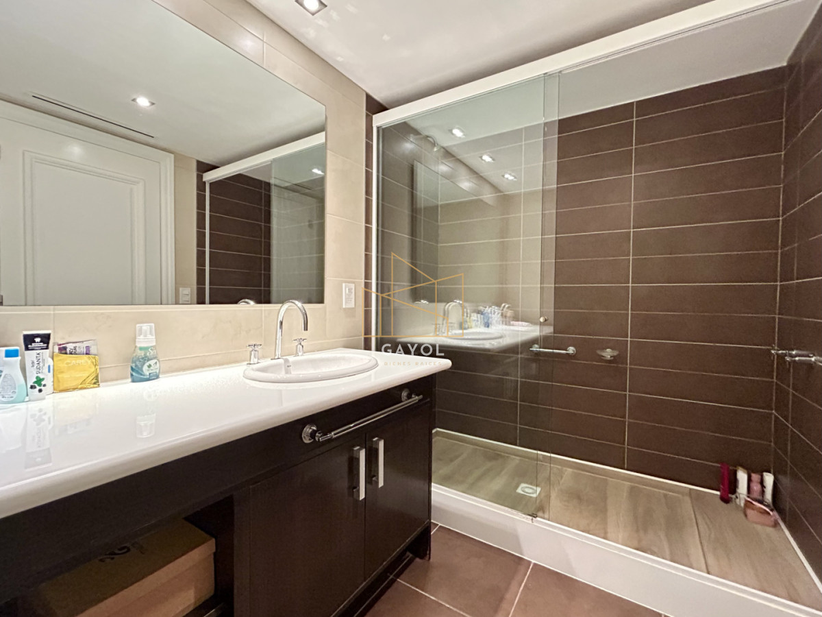 Apartamento ID.1218 - PENTHOUSE en venta frente al mar 