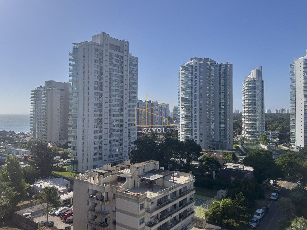 Apartamento ID.1006 - Apartamento en Venta 3 Dormitorios Punta del Este