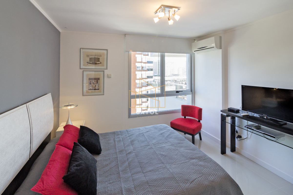 Apartamento ID.551 - Apartamento en Alquiler en Punta del Este 2 dormitorios y medio 