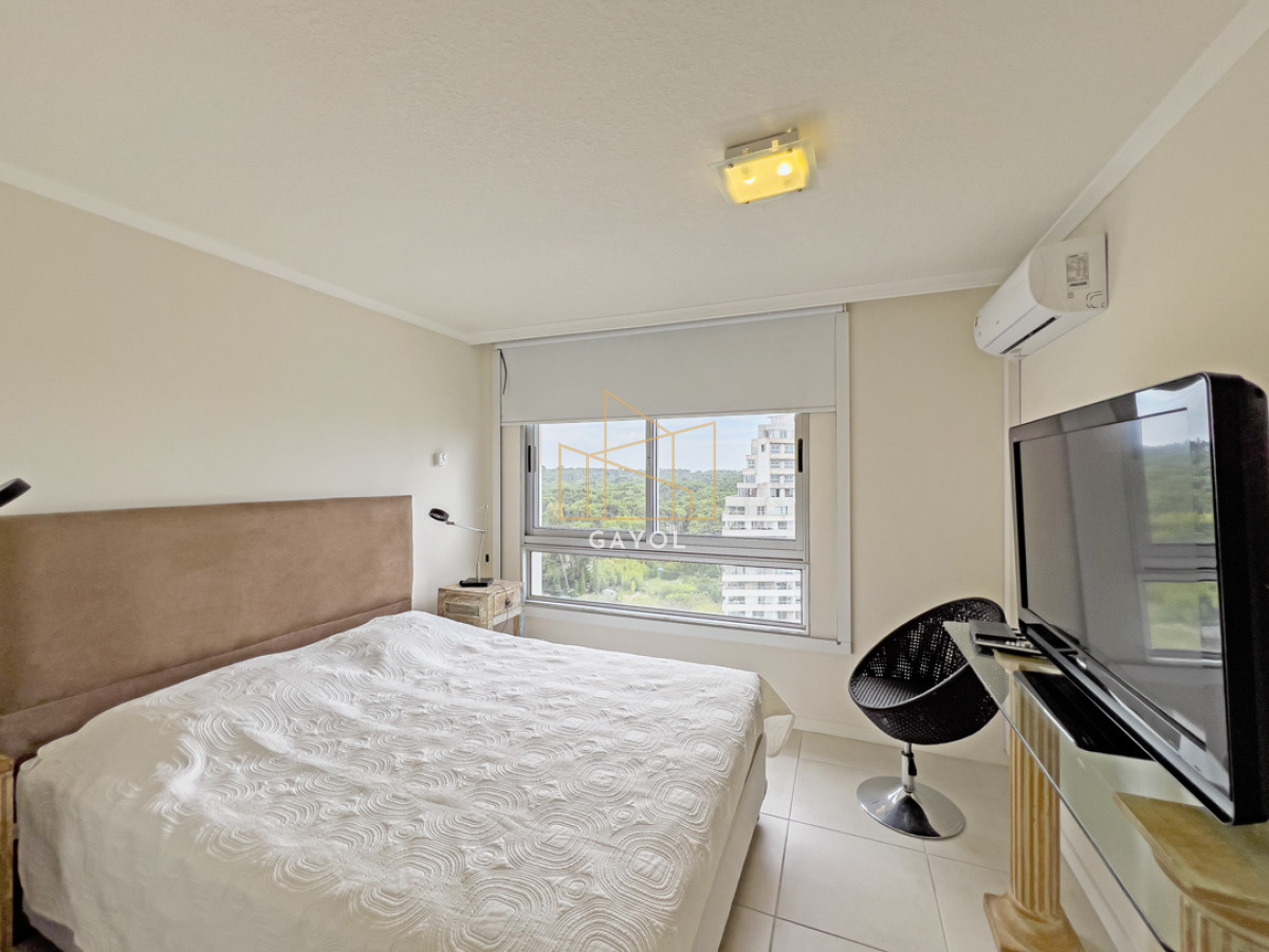 Apartamento ID.71 - Piso alto con terraza y linda vista. 3 dorm.- Amenities