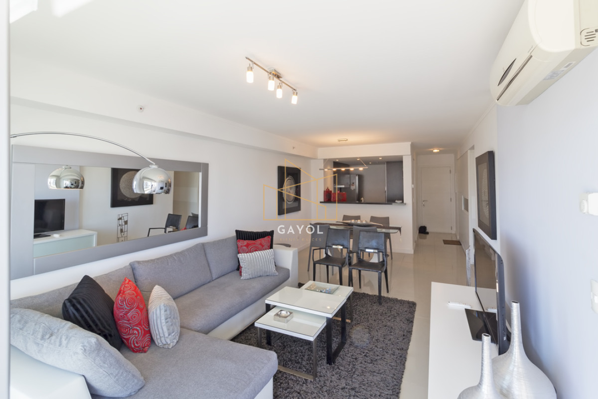 Apartamento ID.551 - Apartamento en Alquiler en Punta del Este 2 dormitorios y medio 