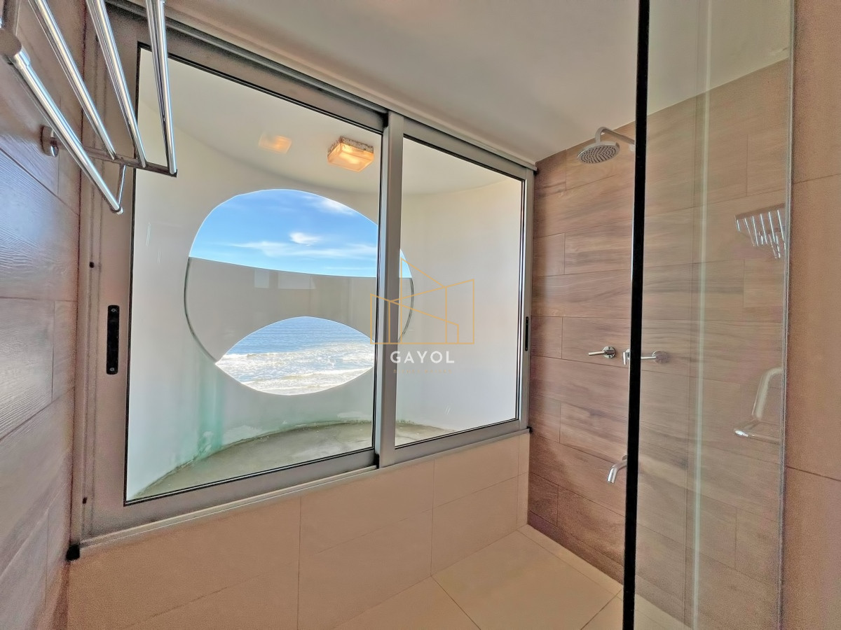 Apartamento ID.1286 - Frente al mar, reciclado en torre de gran categoría en venta 