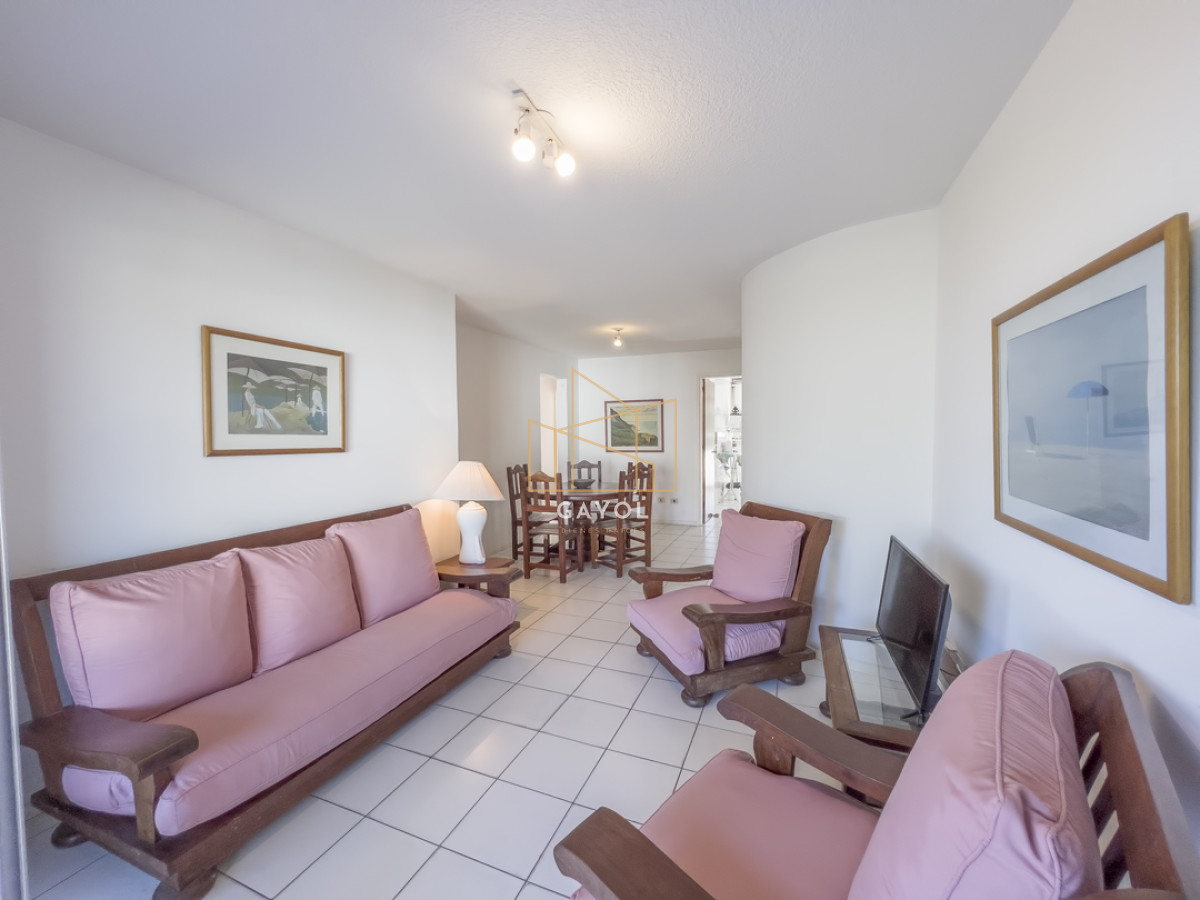 Apartamento ID.623 - Apartamento en venta en Mansa Punta del Este, 3 dormitorios, 2 baños