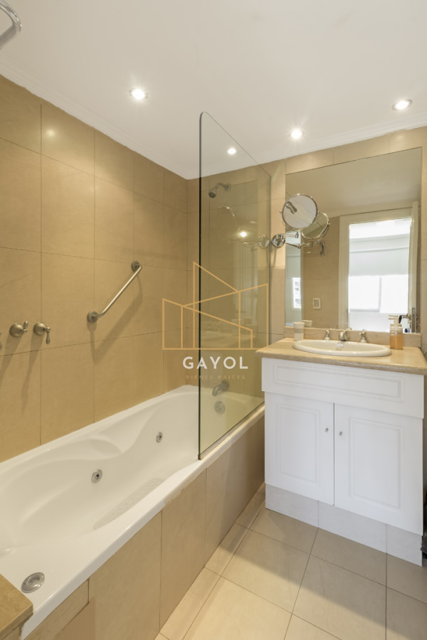 Apartamento ID.18 - Apartamento en venta y alquiler en Brava Punta del Este, 3 dormitorios, 2 baños