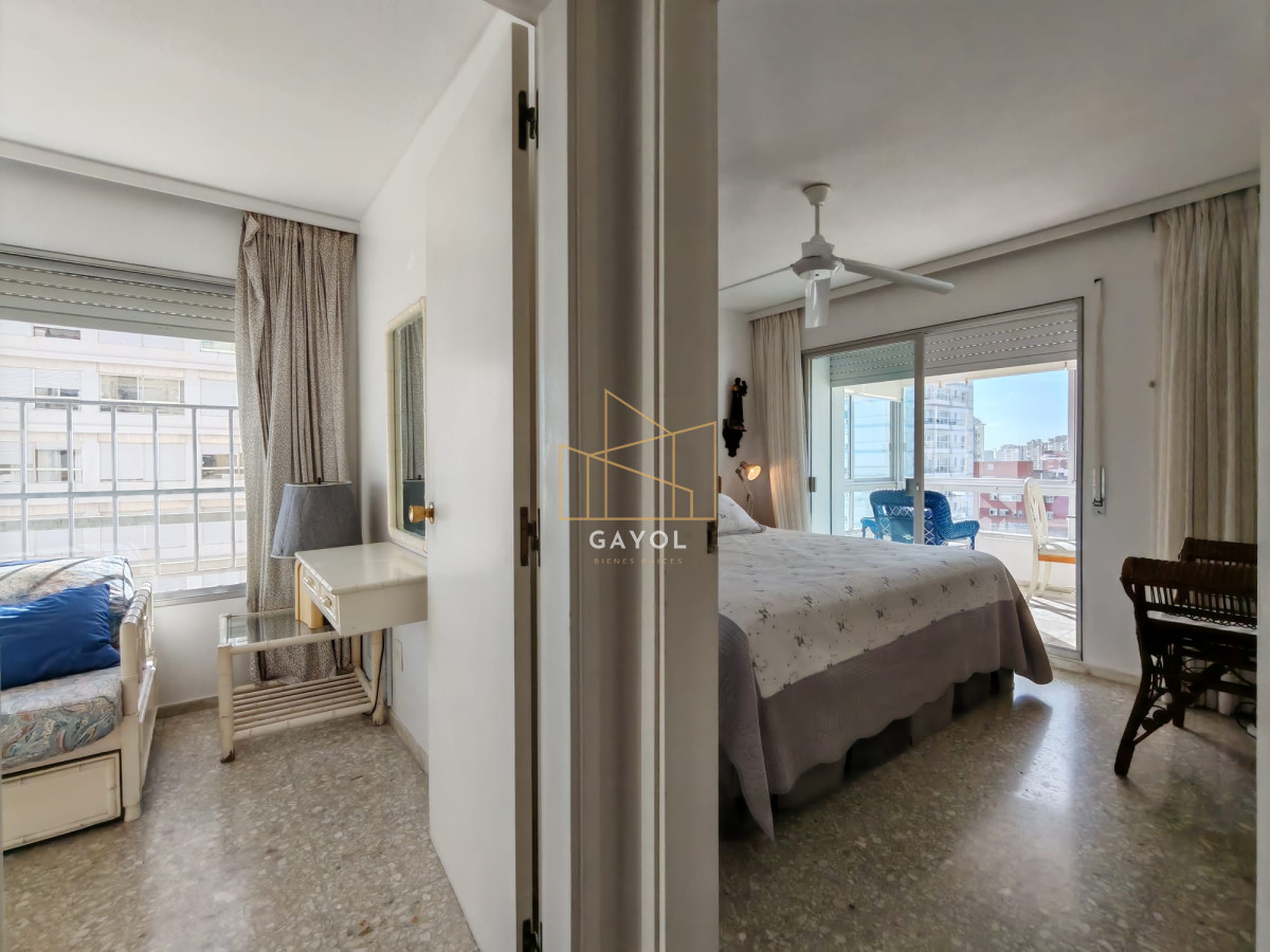 Apartamento ID.712 - Torre Libertador en venta reciclado de dos dormitorios 