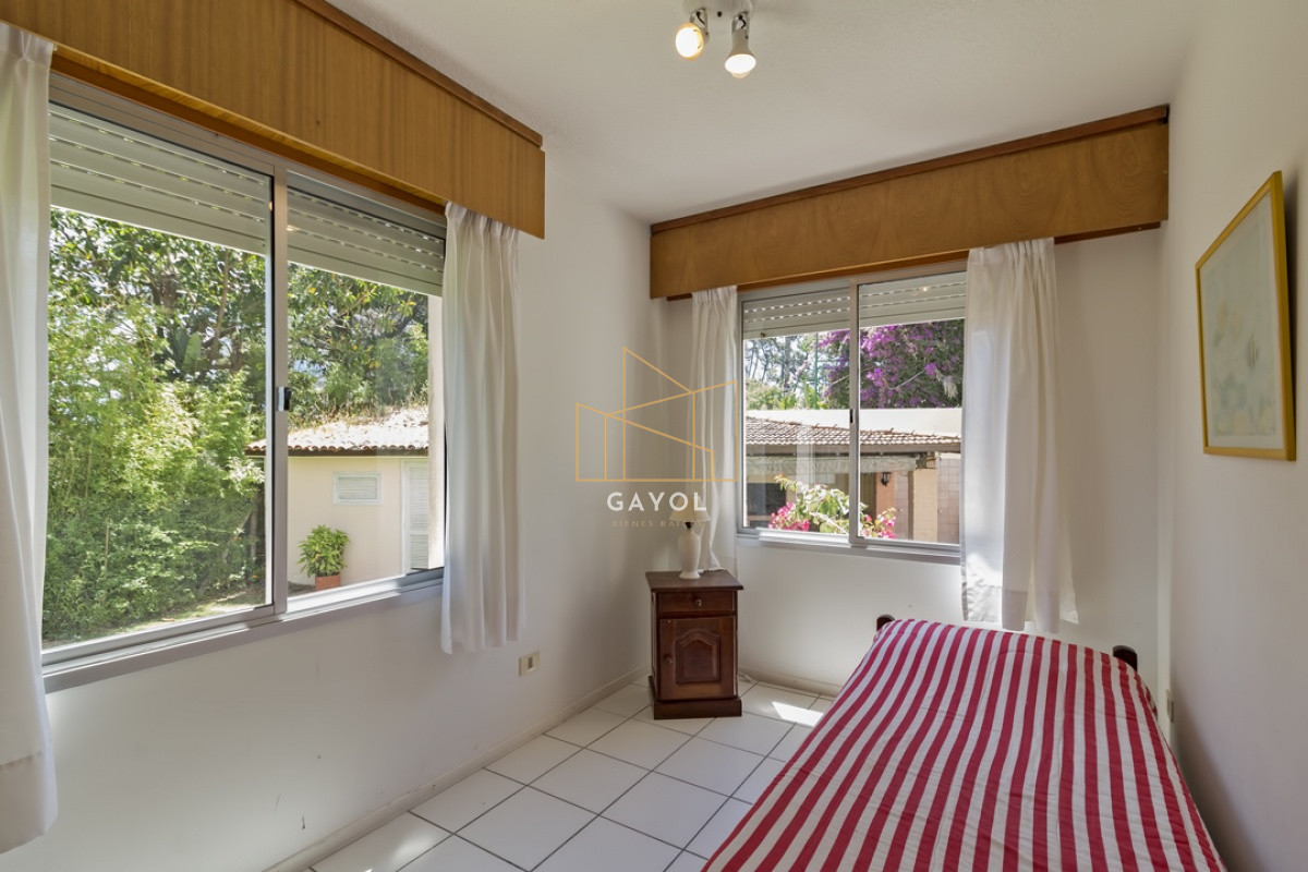 Apartamento ID.625 - Apartamento en venta en Mansa Punta del Este, 3 dormitorios, 2 baños