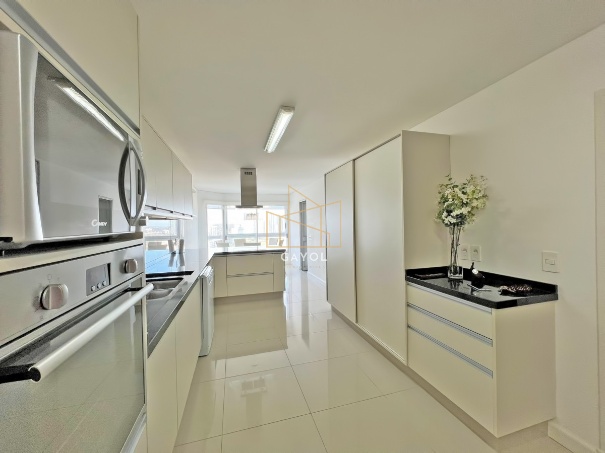 Apartamento ID.1286 - Frente al mar, reciclado en torre de gran categoría en venta 