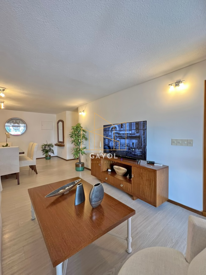 Apartamento ID.330 - Apartamento en venta en Brava Punta del Este, 2 dormitorios, 3 baños