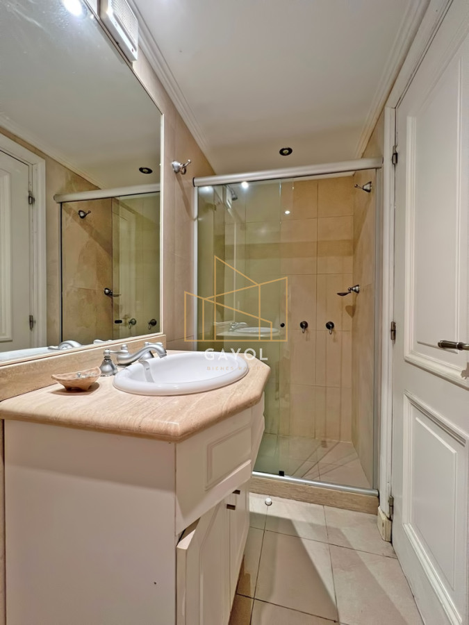 Apartamento ID.227 - Apartamento en venta y alquiler en Brava Punta del Este, 3 dormitorios, 2 baños